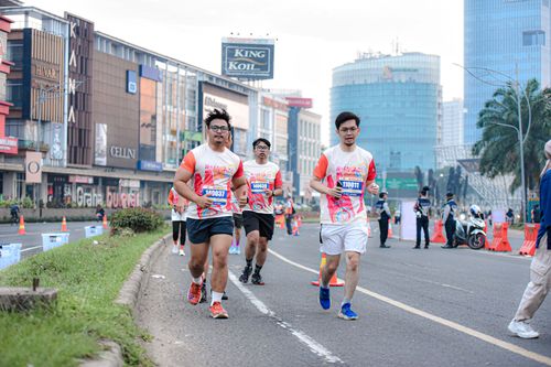 Race photo from NOTARACE 2025