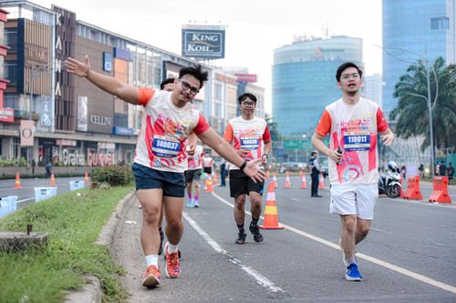 Race photo from NOTARACE 2025
