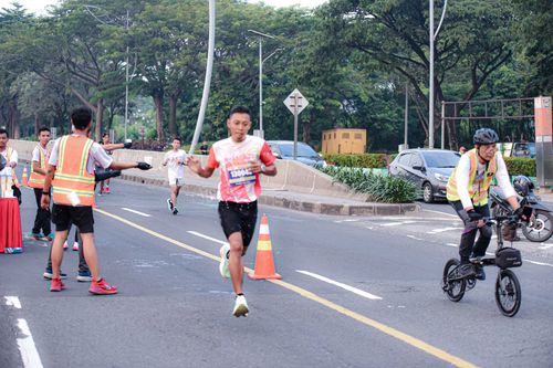Race photo from NOTARACE 2025