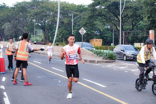 Race photo from NOTARACE 2025