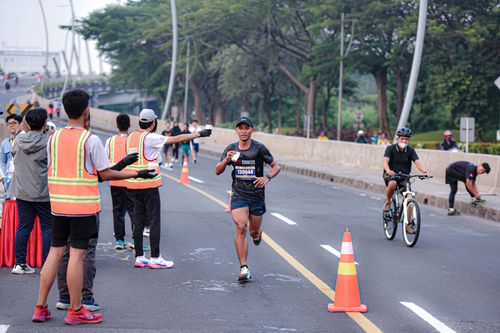 Race photo from NOTARACE 2025