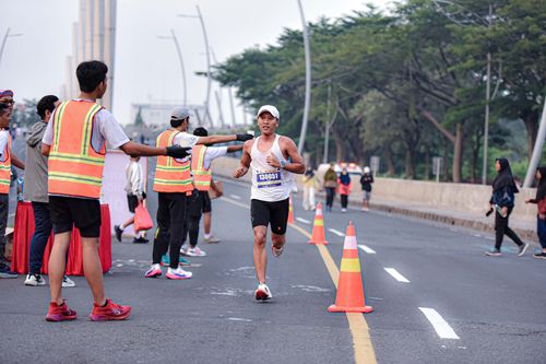 Race photo from NOTARACE 2025