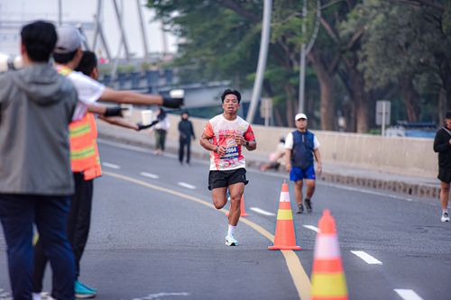 Race photo from NOTARACE 2025