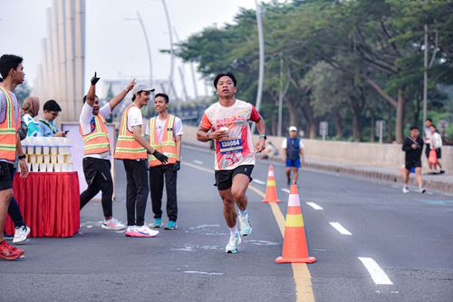 Race photo from NOTARACE 2025