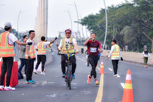 Race photo from NOTARACE 2025