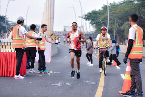 Race photo from NOTARACE 2025