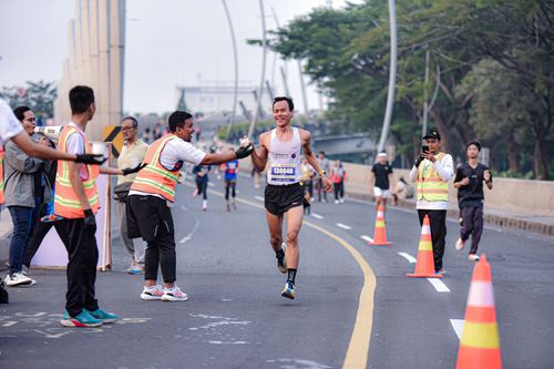 Race photo from NOTARACE 2025