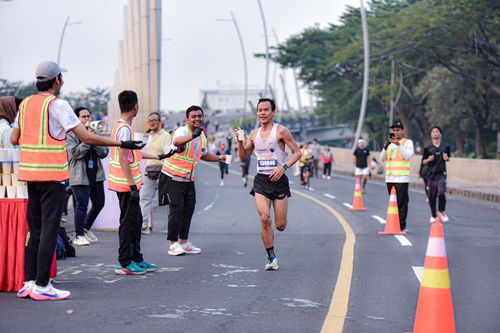 Race photo from NOTARACE 2025