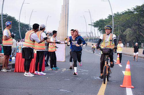 Race photo from NOTARACE 2025