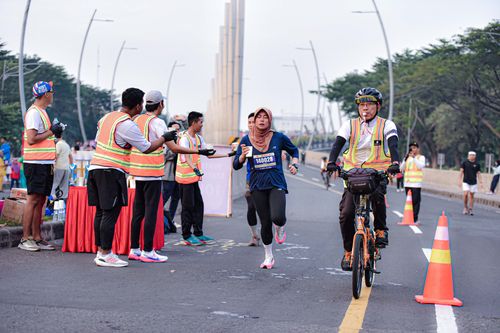 Race photo from NOTARACE 2025