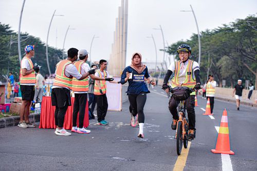 Race photo from NOTARACE 2025