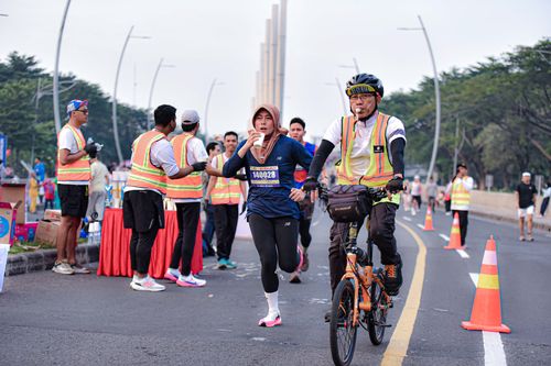 Race photo from NOTARACE 2025