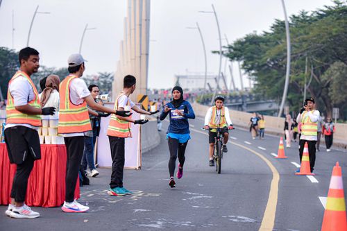 Race photo from NOTARACE 2025