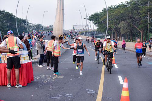 Race photo from NOTARACE 2025