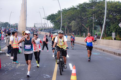 Race photo from NOTARACE 2025