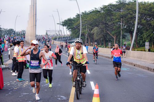 Race photo from NOTARACE 2025