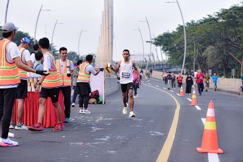 Race photo from NOTARACE 2025