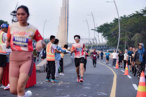 Race photo from NOTARACE 2025