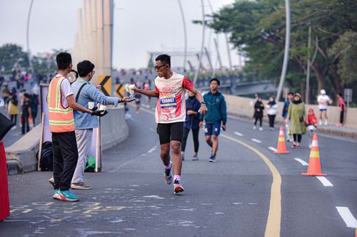 Race photo from NOTARACE 2025
