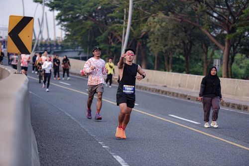 Race photo from NOTARACE 2025