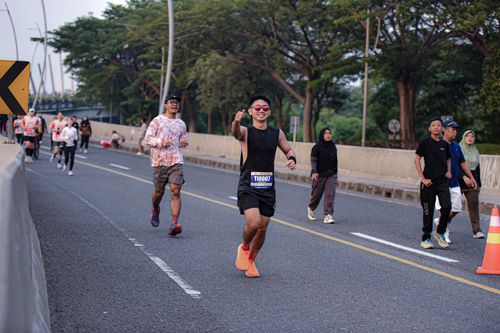 Race photo from NOTARACE 2025