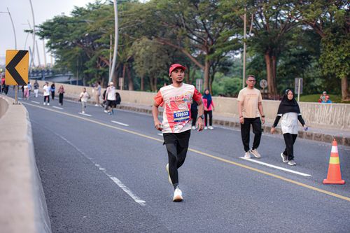 Race photo from NOTARACE 2025