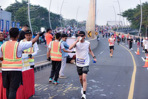 Race photo from NOTARACE 2025