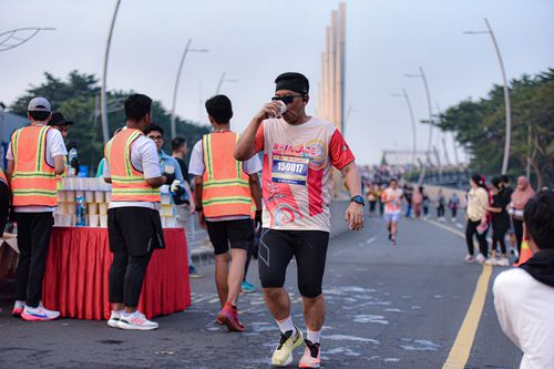 Race photo from NOTARACE 2025
