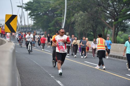 Race photo from NOTARACE 2025