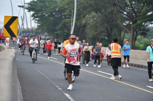 Race photo from NOTARACE 2025