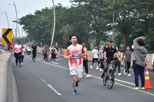 Race photo from NOTARACE 2025