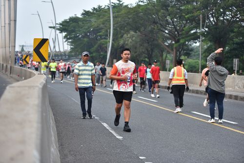 Race photo from NOTARACE 2025