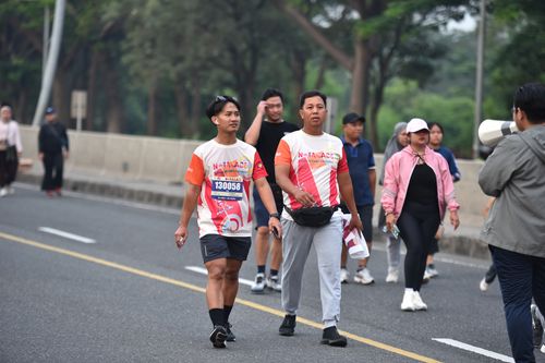 Race photo from NOTARACE 2025