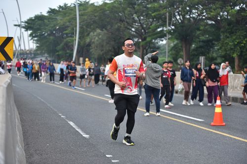 Race photo from NOTARACE 2025