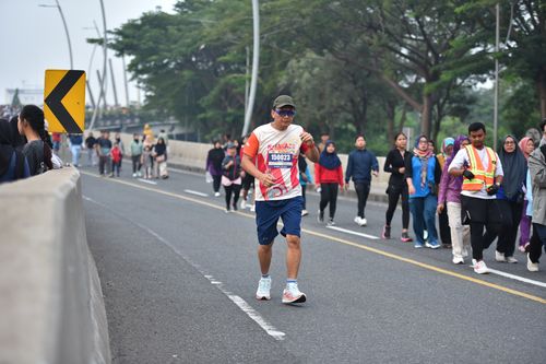 Race photo from NOTARACE 2025