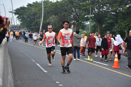 Race photo from NOTARACE 2025