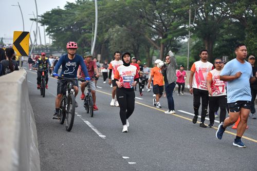 Race photo from NOTARACE 2025