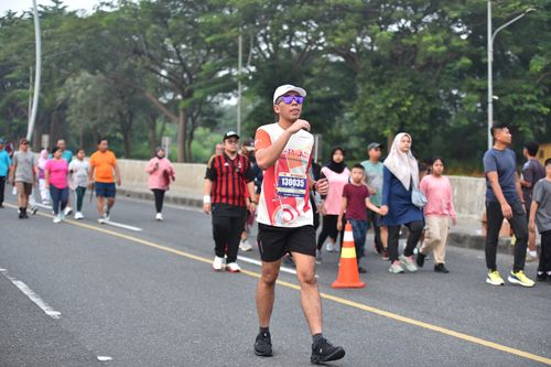 Race photo from NOTARACE 2025