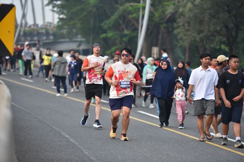 Race photo from NOTARACE 2025