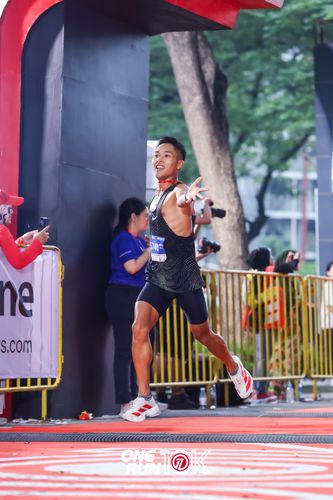 Race photo from ONE RUN 10K 2025
