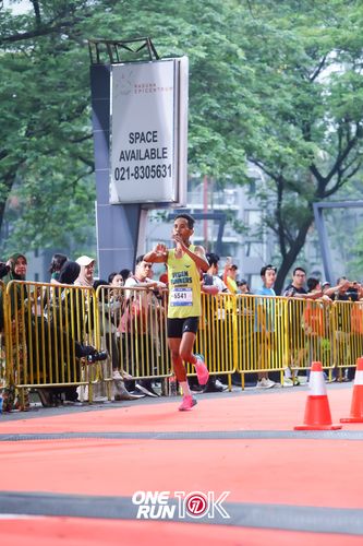 Race photo from ONE RUN 10K 2025