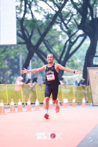 Race photo from ONE RUN 10K 2025