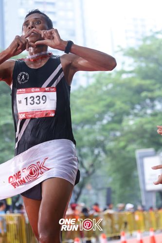 Race photo from ONE RUN 10K 2025