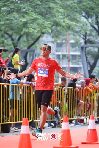 Race photo from ONE RUN 10K 2025