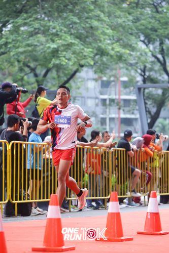 Race photo from ONE RUN 10K 2025