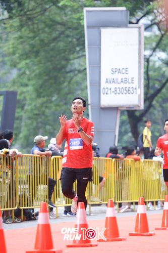Race photo from ONE RUN 10K 2025