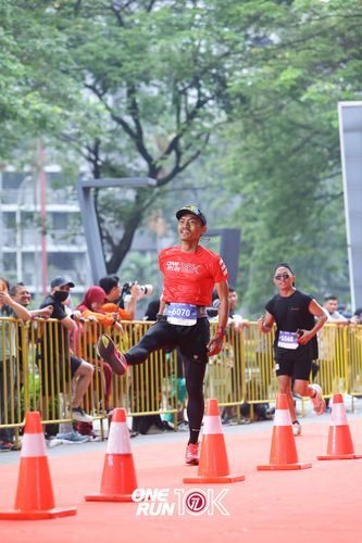 Race photo from ONE RUN 10K 2025
