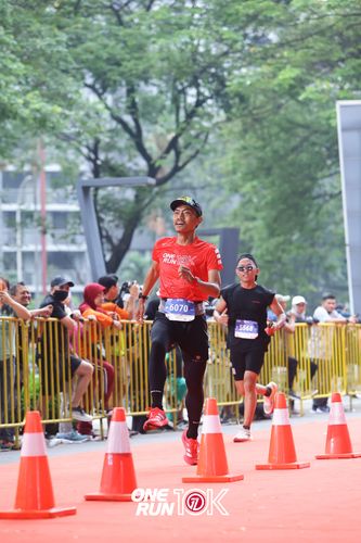 Race photo from ONE RUN 10K 2025