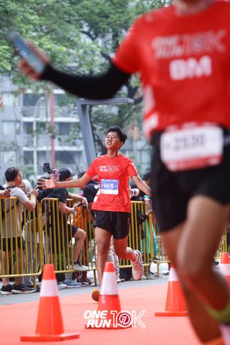 Race photo from ONE RUN 10K 2025