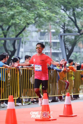 Race photo from ONE RUN 10K 2025